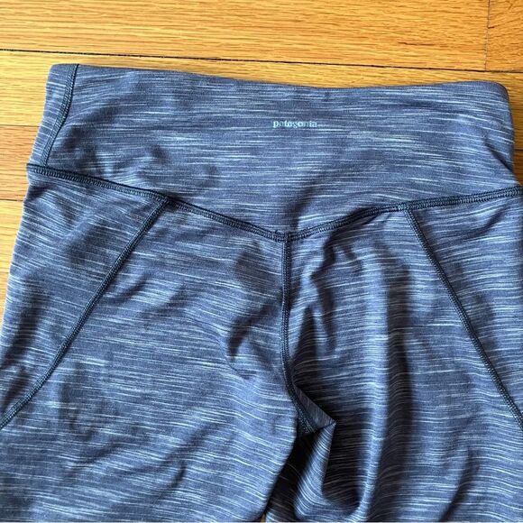 Patagonia Grey Space Dye Performance Workout Centered Crops Leggings Medium - Picture 9 of 11